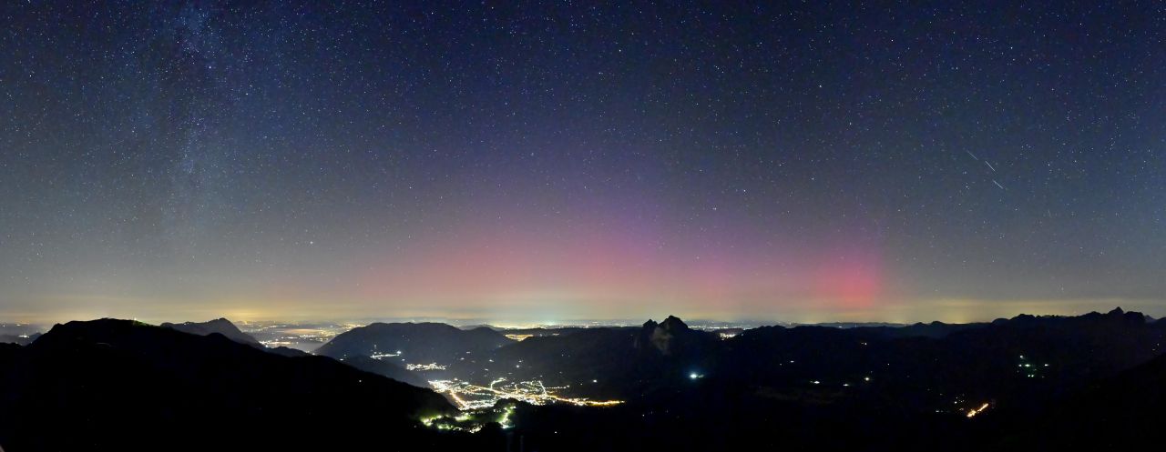 Webcam Stoos Klingenstock zeigt Nordlicht